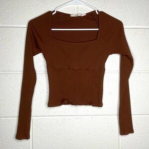< Mi Ami Brown Fitted Cropped Top Size Small >
